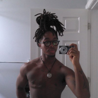 makelliotwyd's profile picture. 21 - transmasc/non-binary #youngandturnt