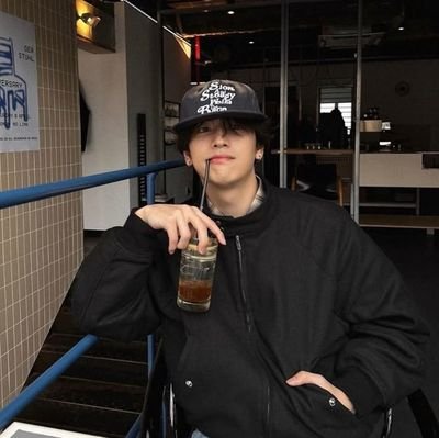 whopllg's profile picture. • fan account •