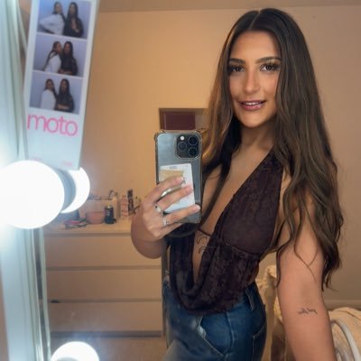 aaliyahmayax's profile picture. @coachedbyaaliyah