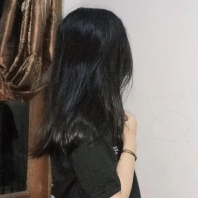 zahra54232's profile picture. 