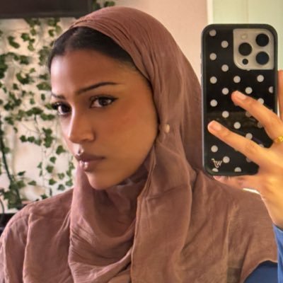 notre3m's profile picture. fawn girl