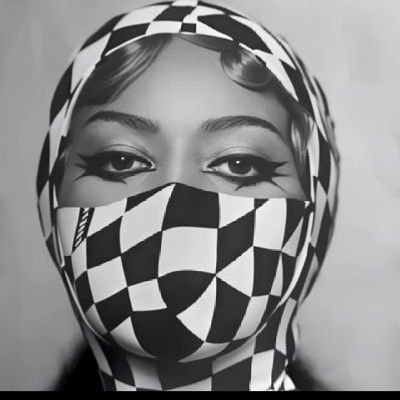 Ewindah16899's profile picture. 