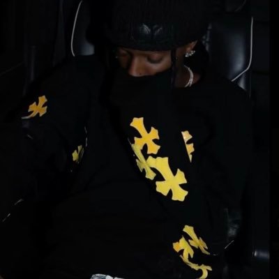 sippinflamingoo's profile picture. fan || not impersonating anyone.