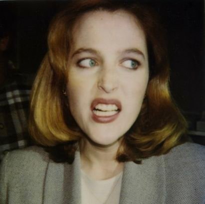 strawbbury's profile picture. discord addicted & a bisexual, literally!!!