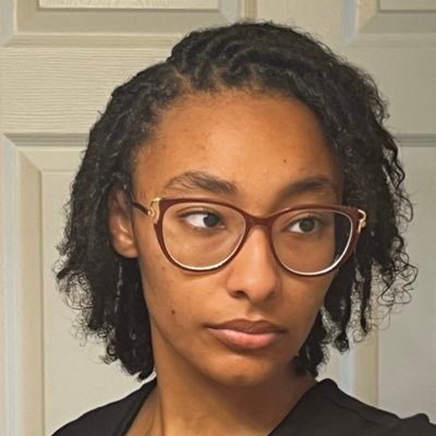 jurveycaptain's profile picture. Alphaz (XG)🐺 LESBIAN 🩷 #certifiedAshawo 👩🏽‍❤️‍💋‍👩🏾 @justastoic