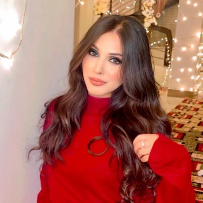 Laraibbatool302's profile picture. Experienced dermatologist dedicated to skin health, aesthetics, and patient care