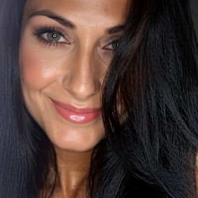 Arianna38662046's profile picture. 