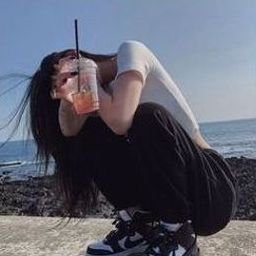 Julir921918's profile picture. 