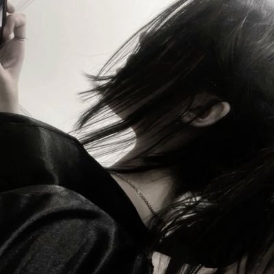 vxctober's profile picture. 