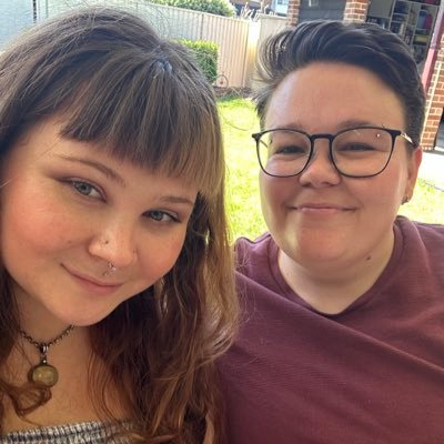 dyke_disaster's profile picture. 34 year old wife guy