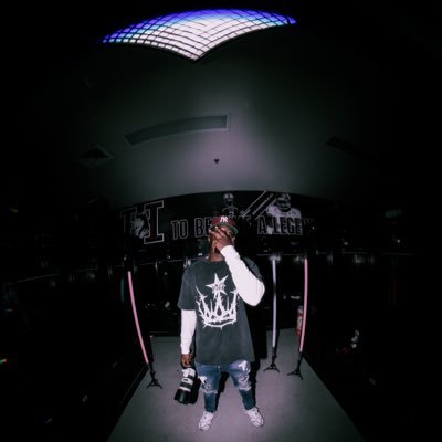 @Breezy_WavyEnt