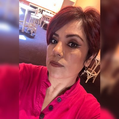 Luna_Azul1912's profile picture. Me gusta la música romántica, me fascina el fútbol @CruzAzulCD [(+)] #AzulDeCorazón 💙
Lo que ves es lo que soy...  sólo así.