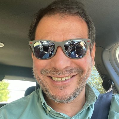 MarceloSureno's profile picture. Ingeniero y Racional. #Rock #GoT #ColoColo #Pádel #IronMaiden LA ROPAAAA! y “Estamos Curaitos Gracias al Señor” son mis gritos de guerra. La Palta es sin Limón.