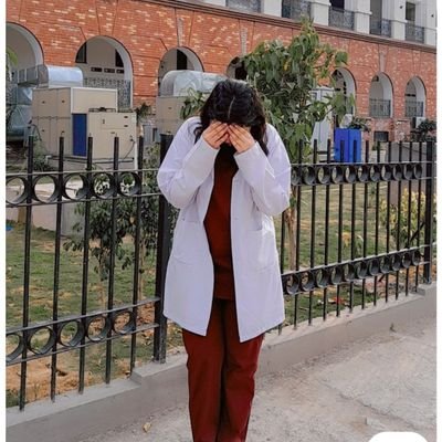 Bibiscope's profile picture. Doctor at John hopkins hospital, Asking questions, sharing thoughts and living the daily journey 💭