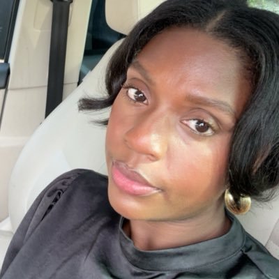 daphnethomasx's profile picture. 