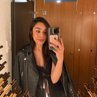 @Golxaa