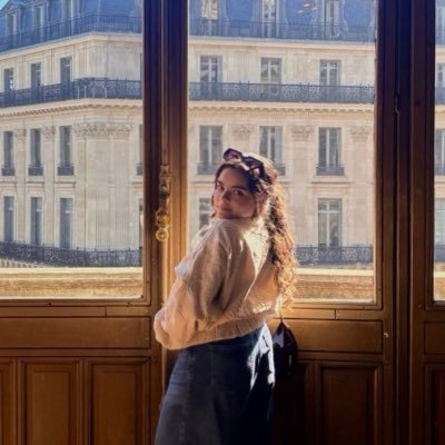 vibesbysofia's profile picture. UGC || Bilingual (Spanish & English) || 21 || High-converting content that captures the feel of your product! 💌 vibesbysofia@gmail.com 🌹