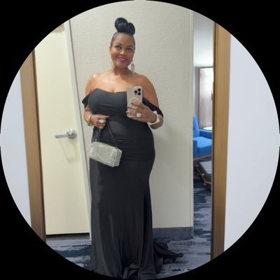 VoluptuousDoll's profile picture. InfoSec Diva| Black in InfoSec | HBCU Alumni | i Mastered It Twice 📚| Sophistiratchet Nerd |#BlackWomenInTech #BlackTechTwitter ⚠️I speak my mind 🙃‼️⚠️
