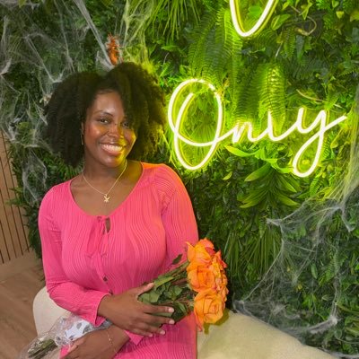 QueenaWilliams's profile picture. God is love.