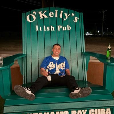 RobertMelchor86's profile picture. 