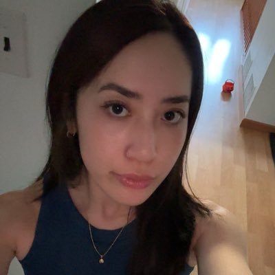 xIeesa's profile picture. 