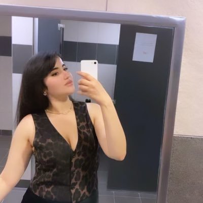 Echkaoutar01's profile picture. 