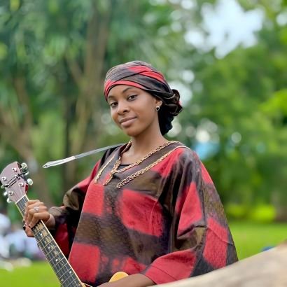 hajarausma62237's profile picture. 