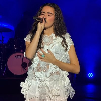 amyismessy's profile picture. taylor swift // lola young // asha banks // gracie abrams // sabrina carpenter