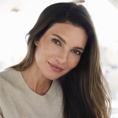 MissTeresaMoore's profile picture. Fashion Model from New Zealand + Tonga. TeresaMooreMoore https://t.co/g4DDRzF76b Represented by @NewYorkModels