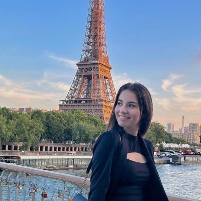 SteveJonah12's profile picture. 🍁 Toronto Maple Leafs ❤️ | Hockey is my passion 🏒
Cheering loud, living proud, true Leafs Nation girl 💙🤍
Game nights = best nights ✨