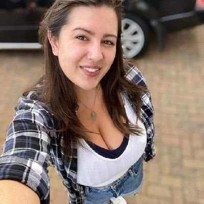 JMelissa42404's profile picture. 