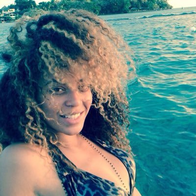 thegirlfather's profile picture.