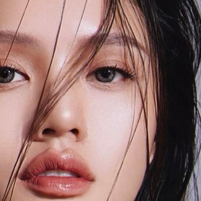 sraloyal's profile picture. ❤️☀️ Twice, Freenbecky && LMSY ☀️❤️ Me gusta beautiful mulheres. I just want peace! PT/EN