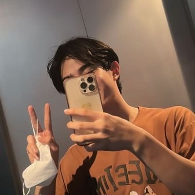 codenorawit's profile picture. ଘ(੭*ˊᵕˋ)੭* — here for jeffbarcode • geminifourth • winnysatang • aouboom • pondphuwin • williamest • firstkhaotung • diamondlego • juniormark • tlefirstone ♡