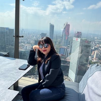 taniarn16's profile picture. 