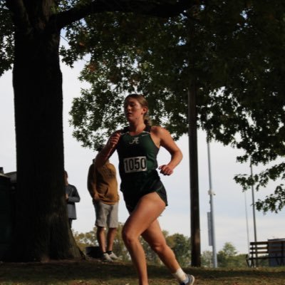 baileywhite213's profile picture. Taylor Allderdice High School • c/o 2026 • 5’5 • basketball: guard • cross country/track • baileymariewhite@icloud.com