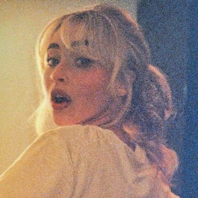 allixreader's profile picture. 💌