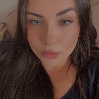 LeaoNicolly's profile picture. uso isso aqui para destruir minha imagem @flamengo @lfc