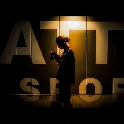 o0_c02's profile picture. 覗いて頂いてありがとうございます☺️📸夜やネオン感ある写真が好きです🌃あれこれ目に付いたものを撮ってます📸無言フォロー大歓迎です！適当な雑多垢もあります🙂‍↕️