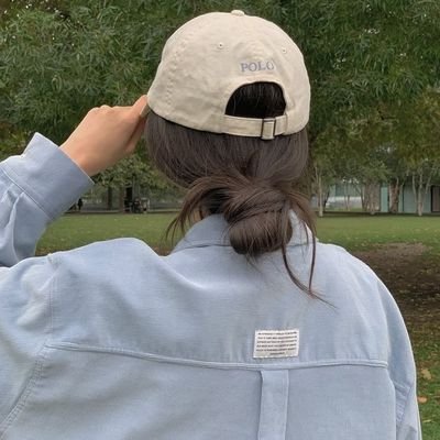 thisisbcour's profile picture. 🇬🇧 obsessed with england, london skies, and tea time 🍵 : 𝗺𝗮𝘀𝗼𝗻 𝗺𝗼𝘂𝗻𝘁 got me in a chokehold •ू♡
𝑏𝑜𝑛𝑛𝑖𝑒 & 𝑘𝑟𝑦𝑠𝑡𝑎𝑙 = my girl crushes  ⪩•⪨