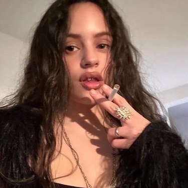 cadelinhastew's profile picture. 🍎🫶🏾