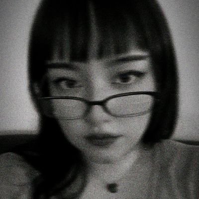 bemoxxxish's profile picture. mox and im 27. i write and sometimes draw. eng/esp 🇲🇽