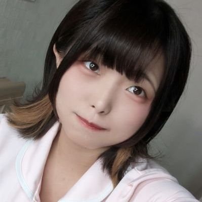 kexwTm1AMj1973's profile picture. 寂しくてセックスサービスが必要な場合は、LINEで私を追加してください：https://t.co/Znue0VBWmI