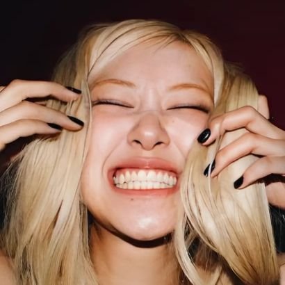 CallMeRoseKook's profile picture. Official member of the 'I’ll do it later' club.