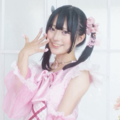 tutuolol's profile picture. @Pure__Rabbit 灰色/桃色🐰⸝꙳* ￤@memoria_ps 📷💭 ̖́-