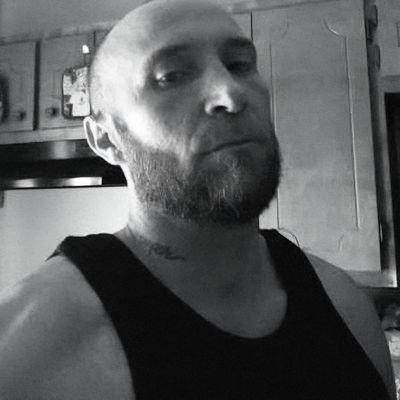 _Danny_Sweeney_'s profile picture. 