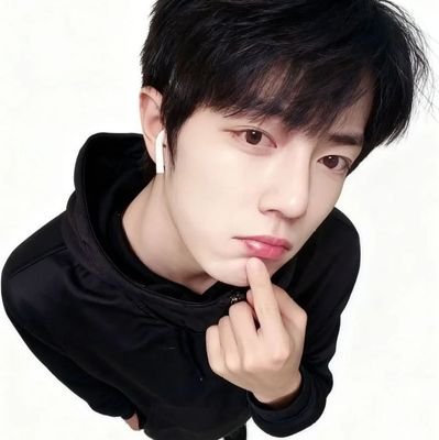 __weicareca__'s profile picture. 🏳️‍⚧️ Ele/dele
𖤐 Gothic