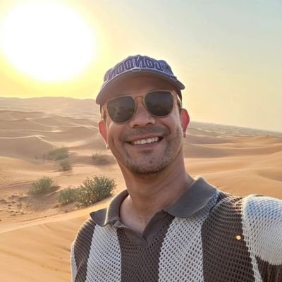 lic_villar_j_d's profile picture. ...Como, un cometa, AMANTE, de por vida de los viajes, charlas profundas, abrazos fuertes y de la flia. Seamos FELiCES, total locos ya estamos.