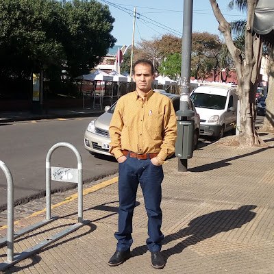 flocru80963's profile picture. 