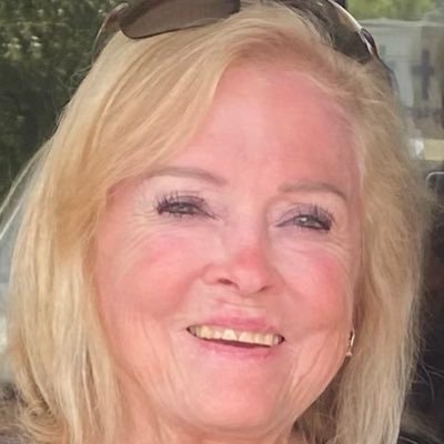elaine_kit83368's profile picture.